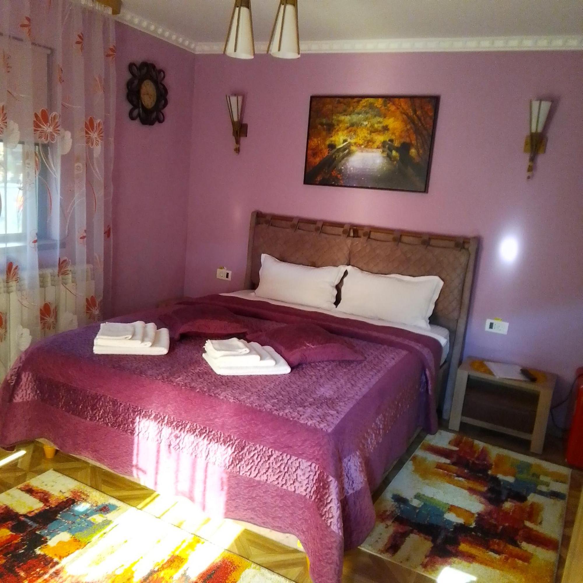 Casa Nicolas บุชเตนี ภายนอก รูปภาพ
